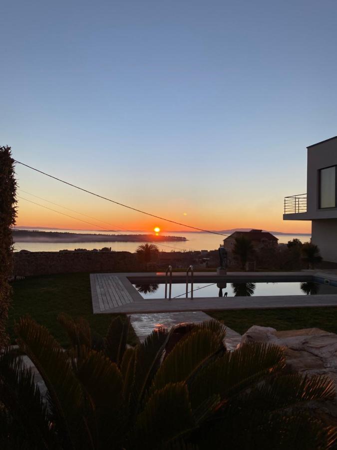 Villa Joy 4Ever Banjol Extérieur photo