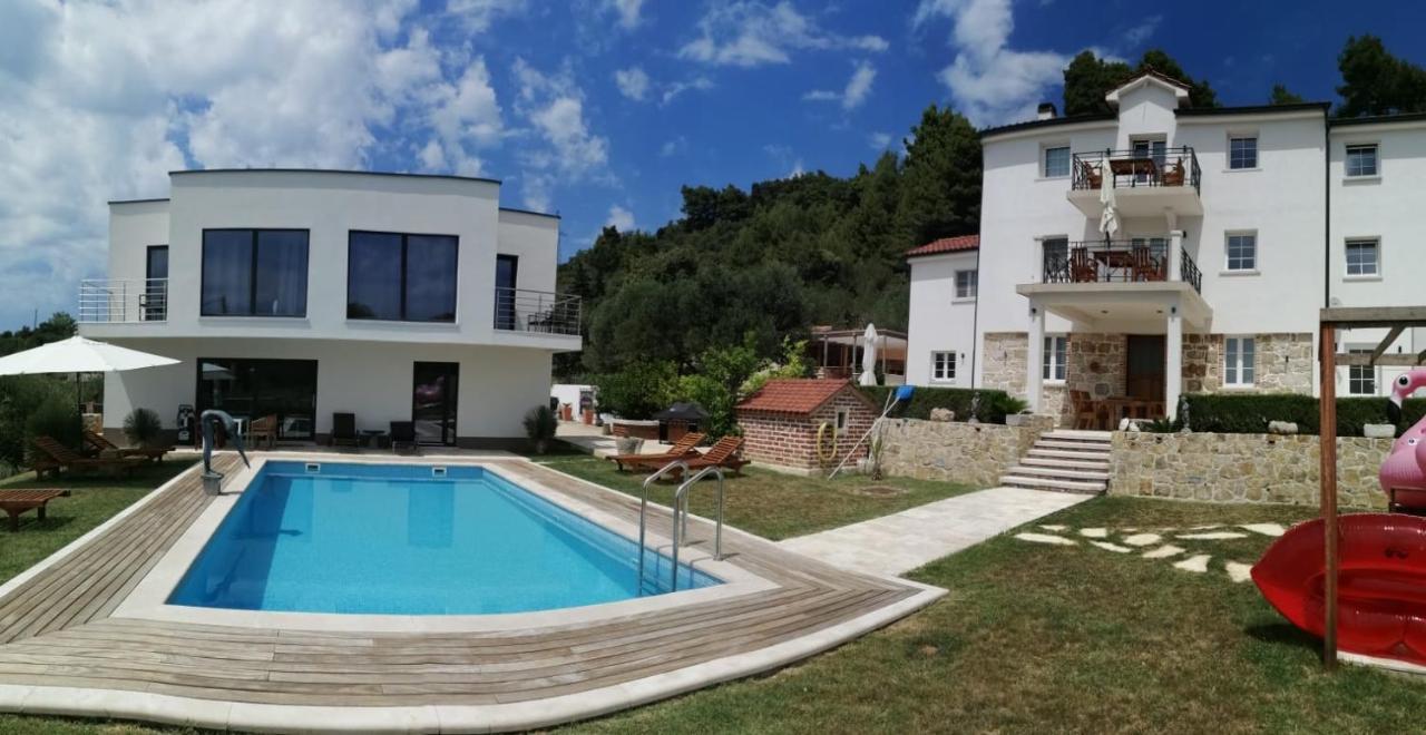 Villa Joy 4Ever Banjol Extérieur photo